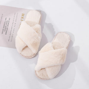 Women's Slippers Faux Fur Winter Cozy Warm Slip on beige